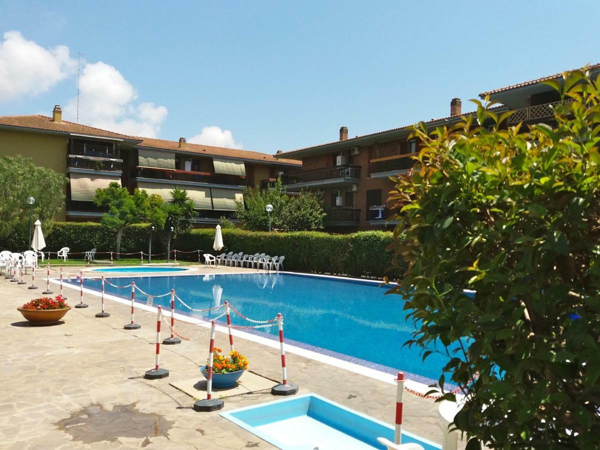 Roma Alla Villa Di Pompeo Ladispoli Buitenkant foto